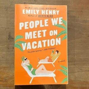 Emily Henry's : People We Meet on Vacation : softcover Book